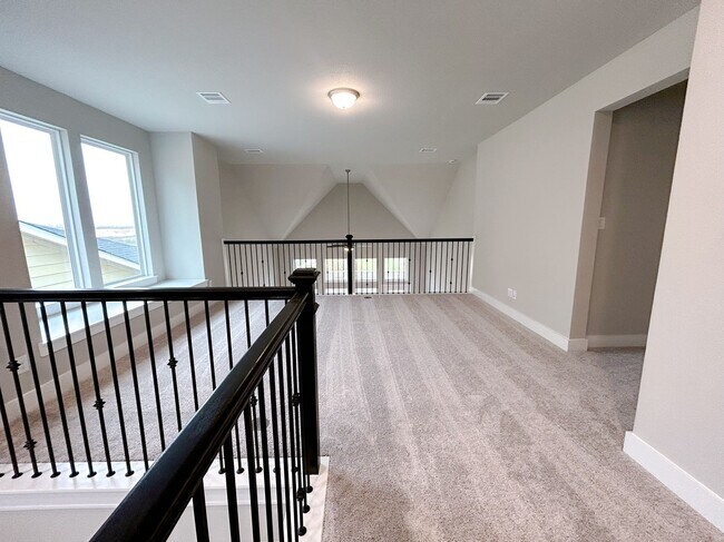 Building Photo - 29623 Burcreek Ln