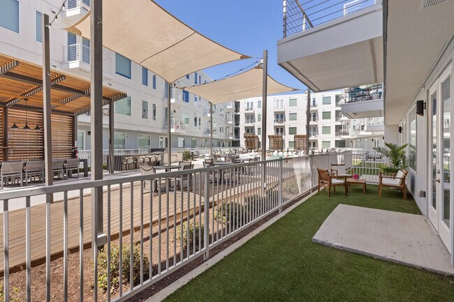 Building Photo - 5820 1/2 Cameron Road-SI FL1-ID1364166P