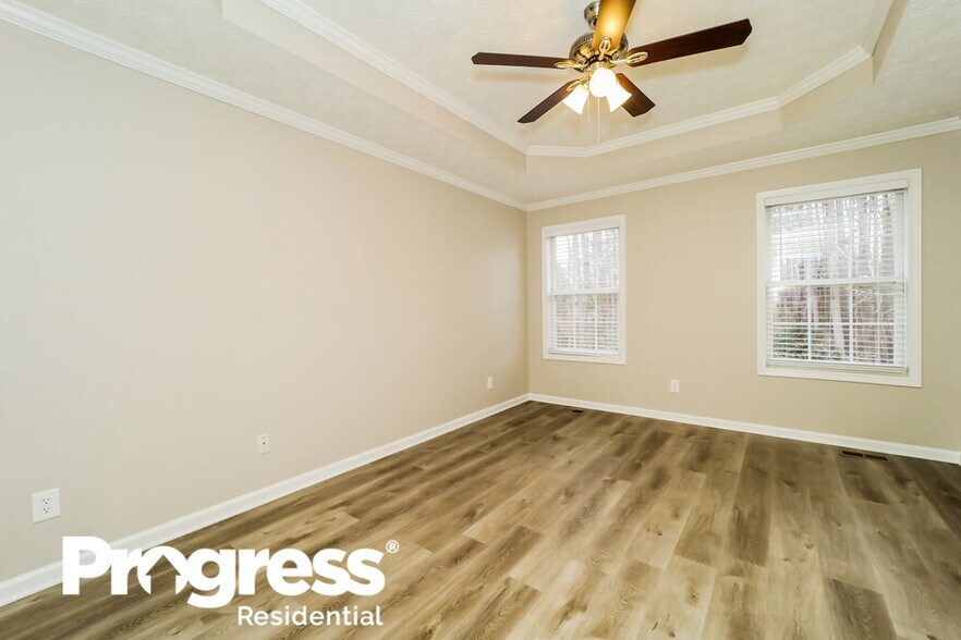 Building Photo - 2682 Owens Dr