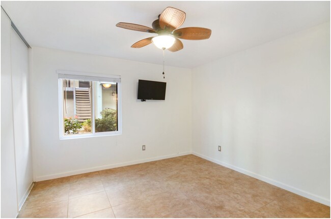 Building Photo - 2 Bedroom Dana Point Condo!