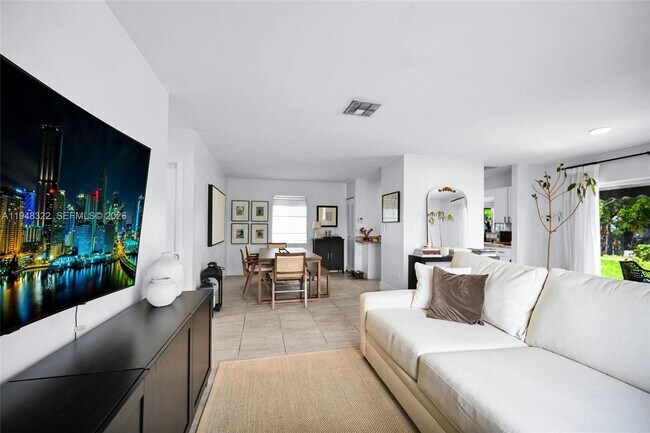 Building Photo - 8780 SW 200th Terrace