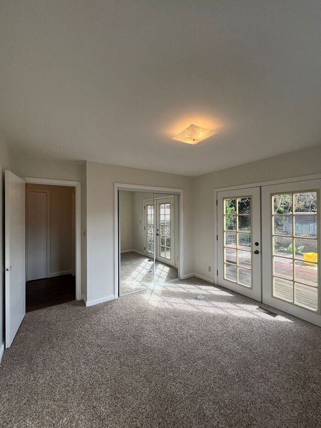 Building Photo - Sun-Drenched Mt. Tabor Home with Massive Yard & Oversized Shop-Garage!