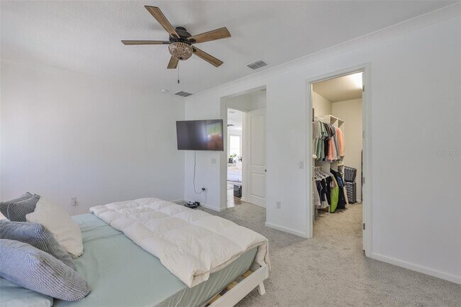 Building Photo - 11520 Cedar Valley Dr