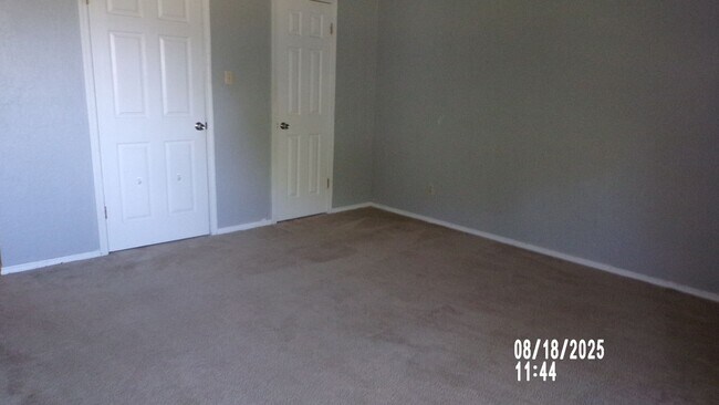 Building Photo - Great home located in Sherwood,