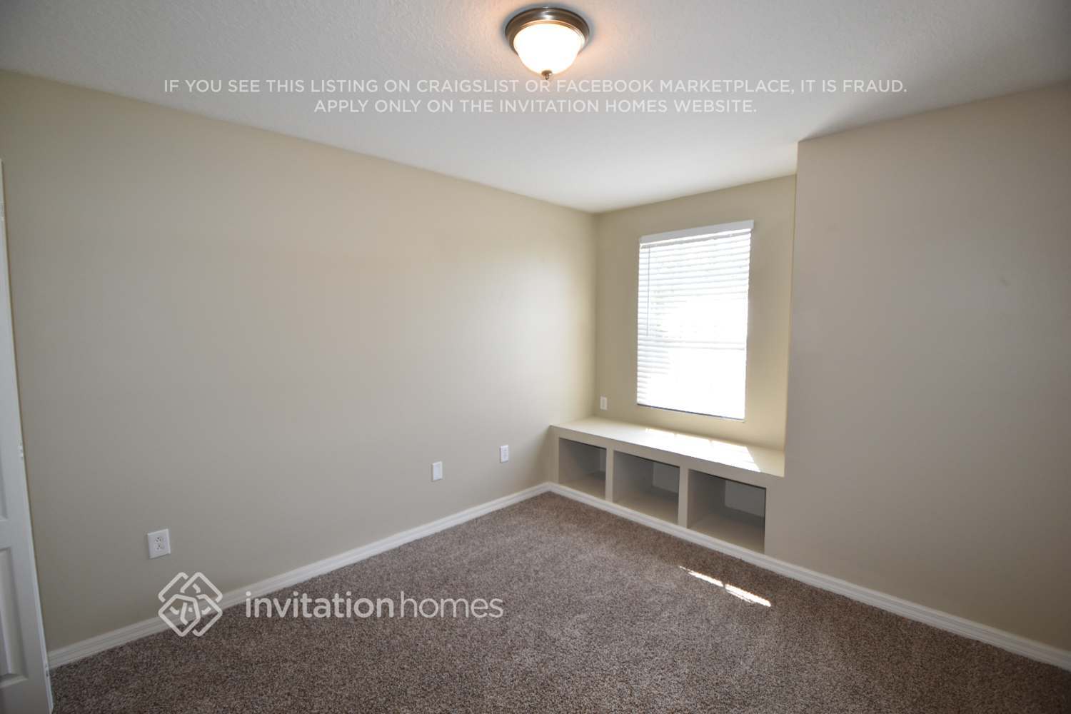 Building Photo - 12840 Kings Lake Dr