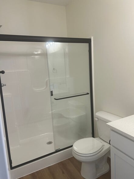 Building Photo - 17010 Kashmir St