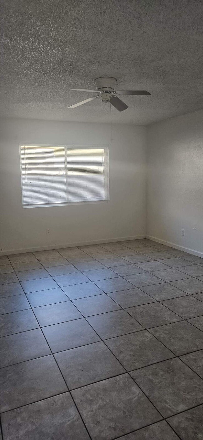Building Photo - Spacious 2-Br Oasis with Pool in Cathedral City