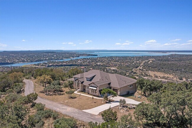 Building Photo - 235 Chestnut Crossing