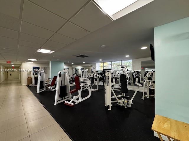 Building Photo - 400 Leslie Dr