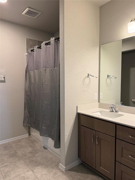 Building Photo - 2713 Paragon Fox Dr