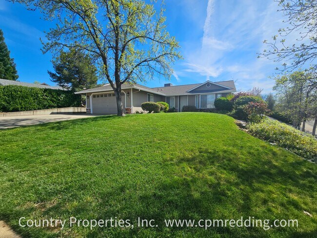 Building Photo - Light & Bright 3-Bedroom House in Ravenwood Subdivision Coming Available Early May!