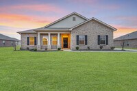 Building Photo - 300 Dinner Tree Sq