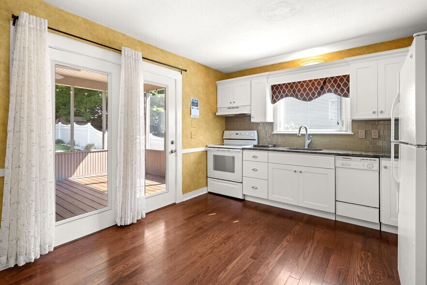 Building Photo - 89 Campbell Ave