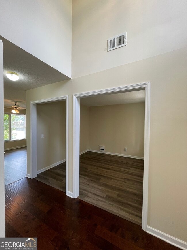 Building Photo - 4921 Martin Farms Rd