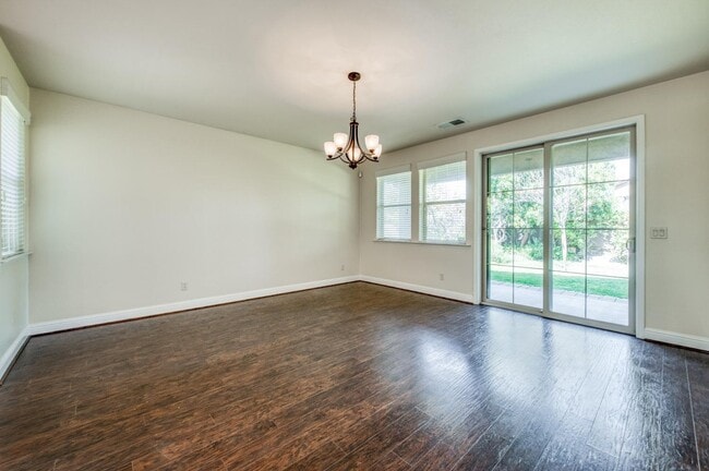 Building Photo - 11309 N Via Verona Way