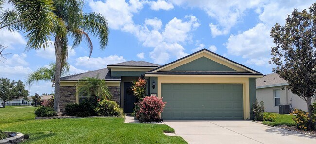 Primary Photo - 9820 50th St Cir E