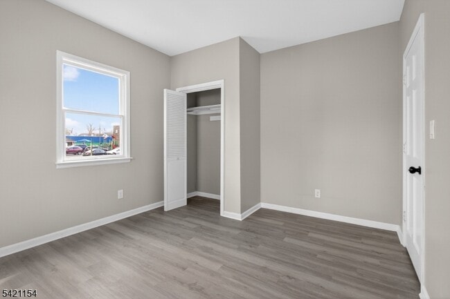 Building Photo - 378 Grand St