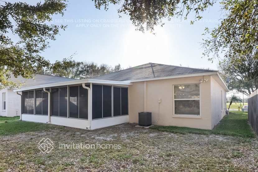 Building Photo - 507 Somerstone Dr
