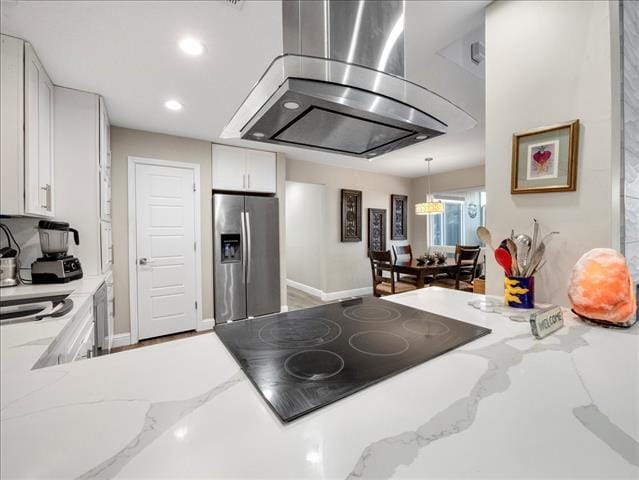 Building Photo - 9716 Highland View Dr