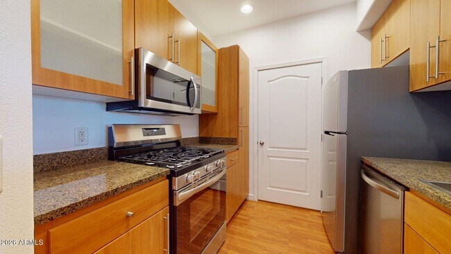 Building Photo - 6900 E Princess Dr