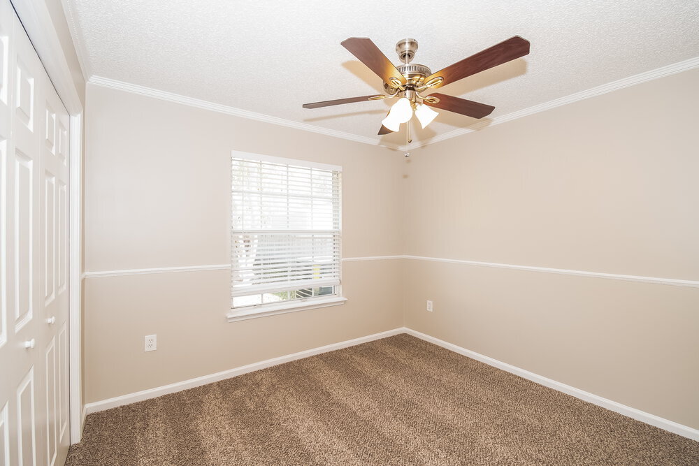 Building Photo - 1748 Northglen Cir