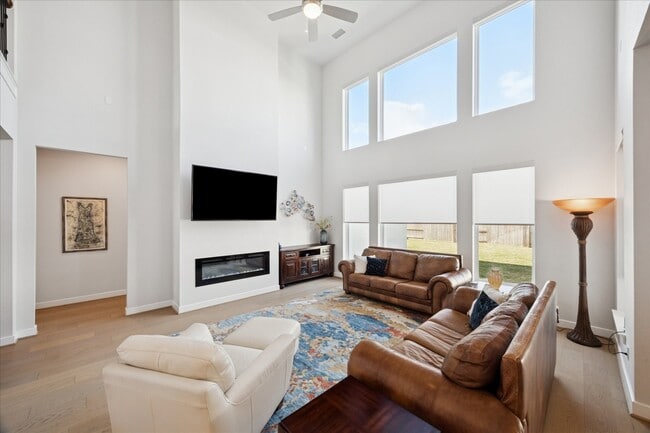 Building Photo - 2238 Mason Terrace Dr