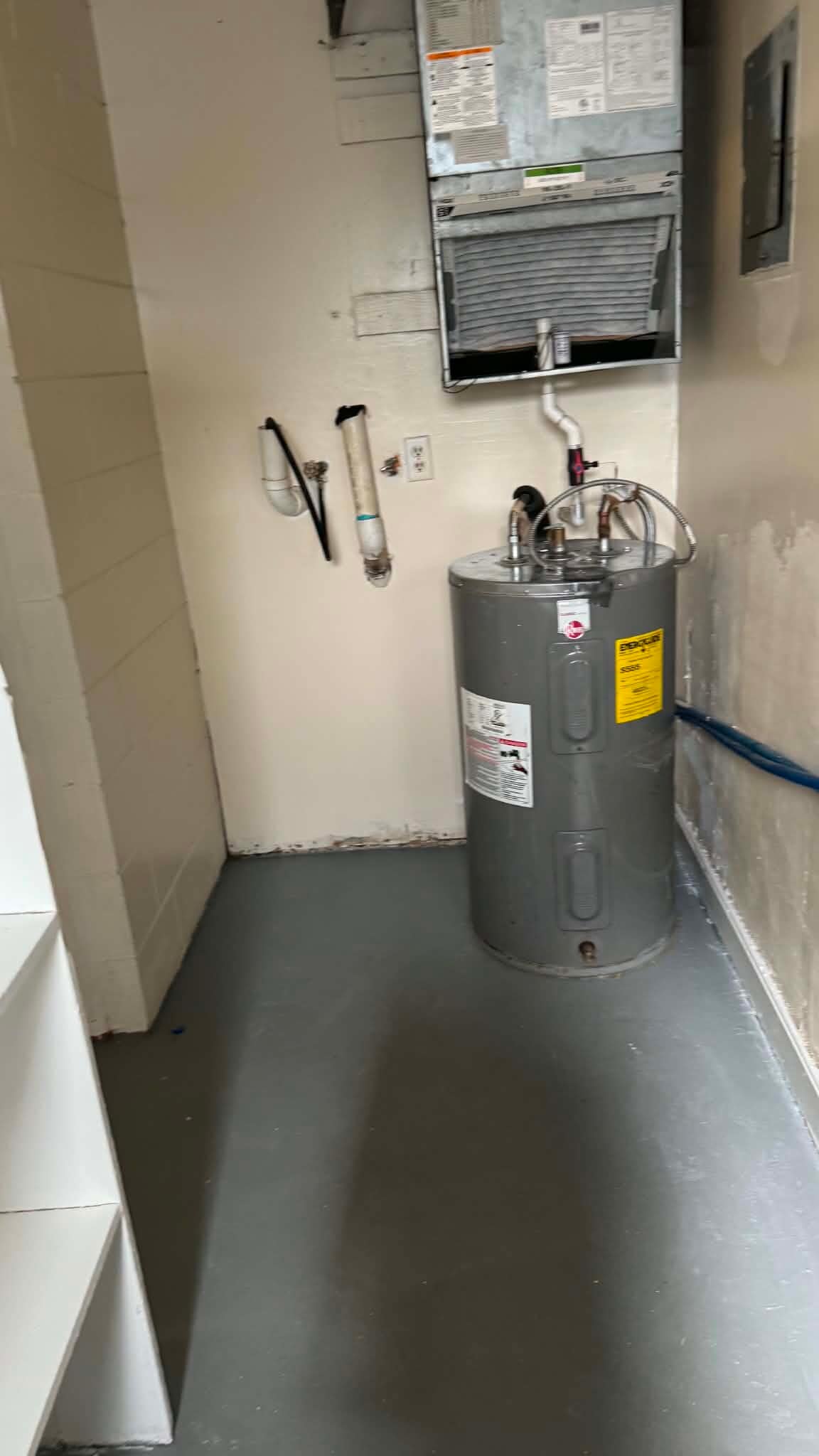 Utility Room - 503 Mayflower Ln