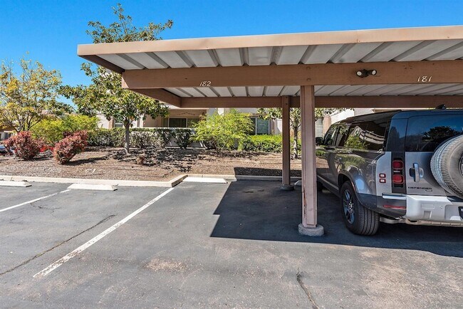 Building Photo - 13063 Wimberly Square