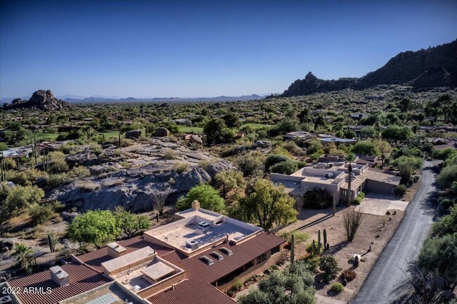 Building Photo - 1107 Ocotillo Cir