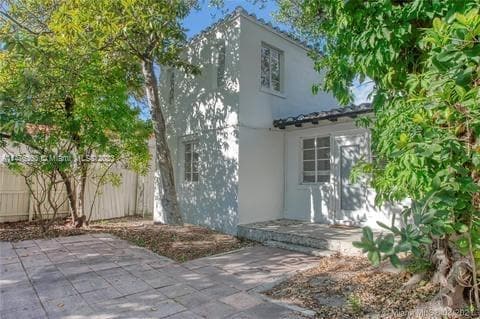 Building Photo - 1247 Alton Rd