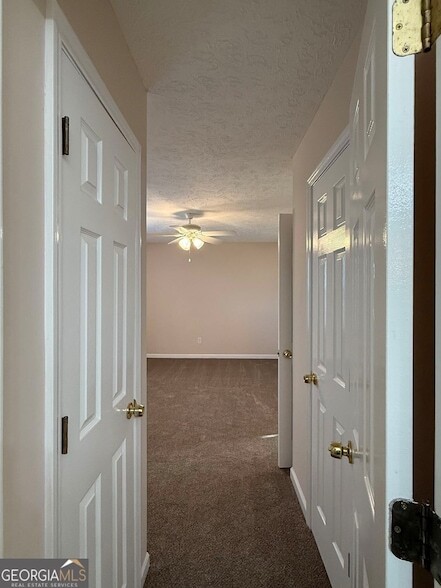 Building Photo - 10111 Settlers Grove Rd NE