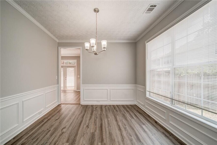 Building Photo - 132 Diamond Ridge Ave