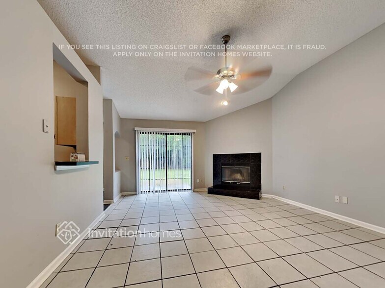 Building Photo - 12934 Staffordshire Dr S