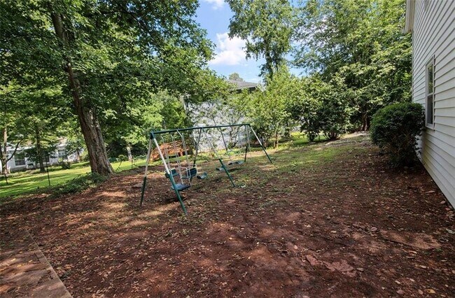 Building Photo - 4960 Cold Springs Dr NW