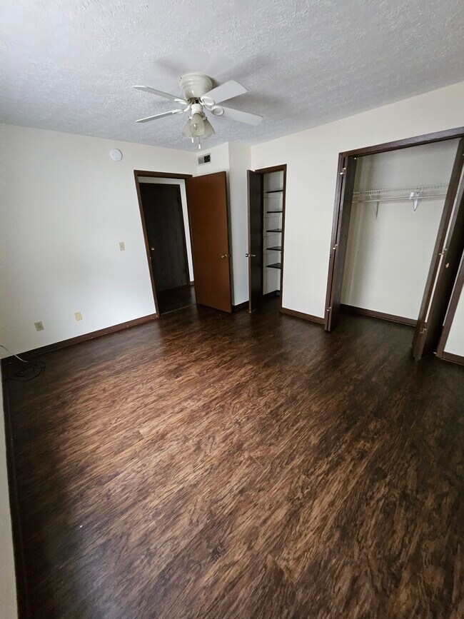 Building Photo - 1361 Callie Rd