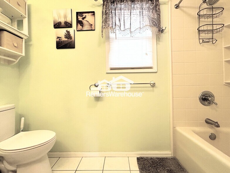 Building Photo - 4101 3rd St