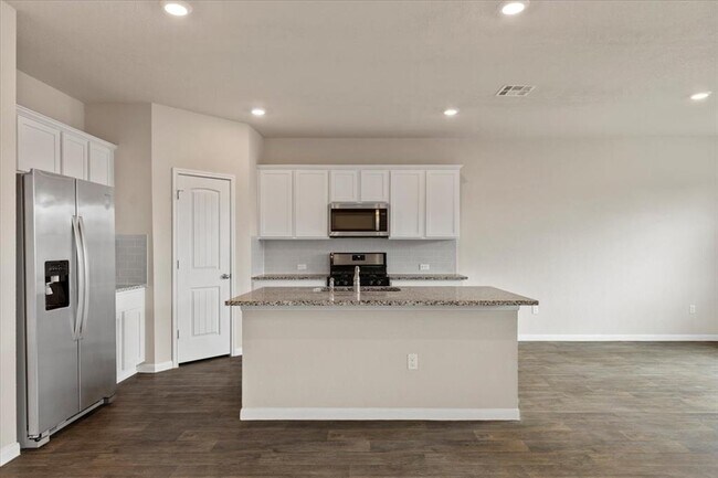 Building Photo - 219 Baron Creek Trail