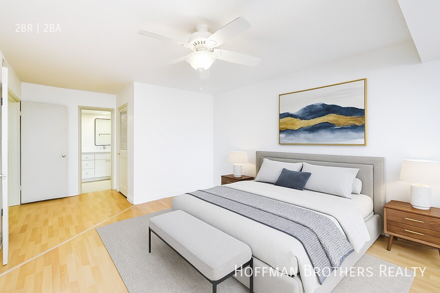 Building Photo - 4807 Woodley Ave