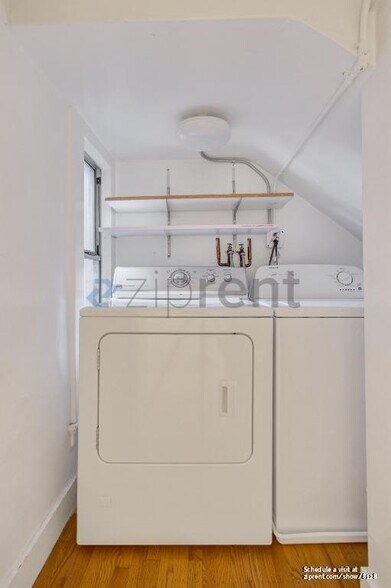 Building Photo - Unit