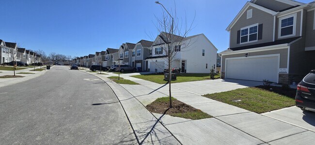 Building Photo - 5006 Kota St