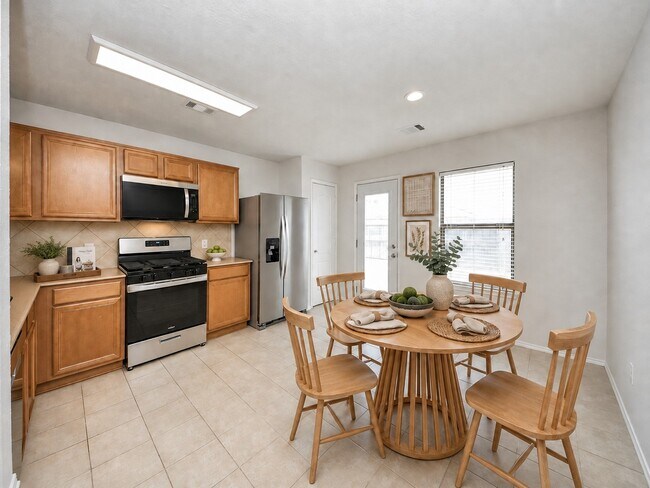 Building Photo - 2930 Ribbon Creek Way