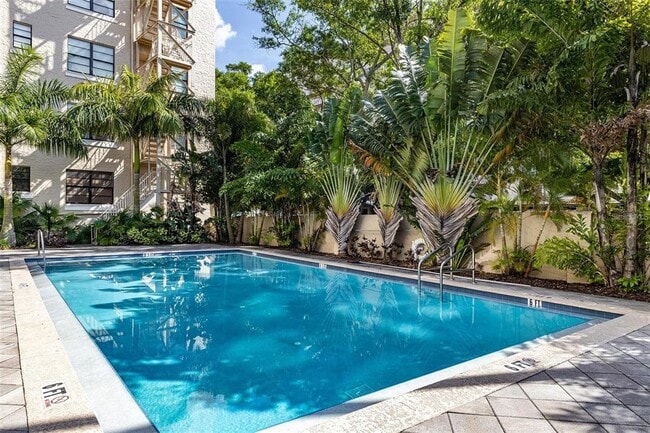 Building Photo - 2109 Bayshore Blvd