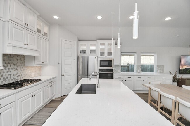 Building Photo - 13007 Hydeland Dr