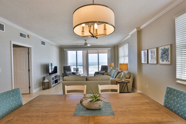 Building Photo - 3 Bedroom/ 2.5 Bath Oceanfront Condo, Blocks from Flagler Ave