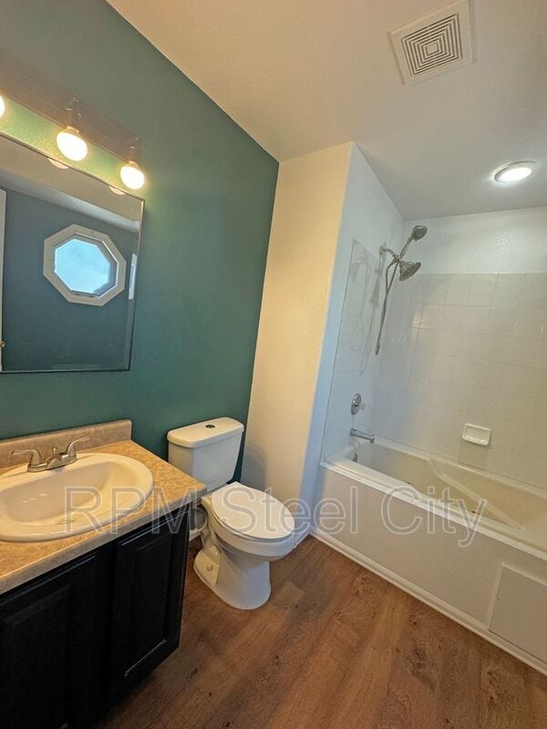 Building Photo - 1456 Gem Dr