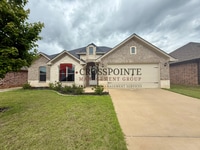 Building Photo - 3 Bedroom 2 Bathroom Home in Lindale!