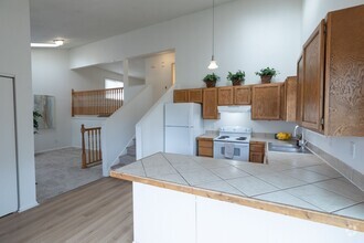 Building Photo - Single Family Home for Rent in Rifle
