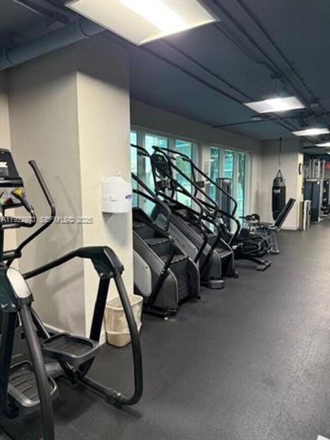 Building Photo - 60 SW 13th St