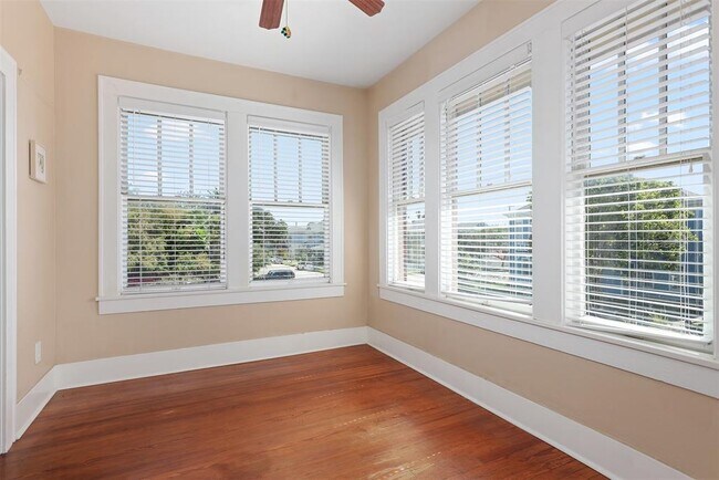 Building Photo - 1712 Market St