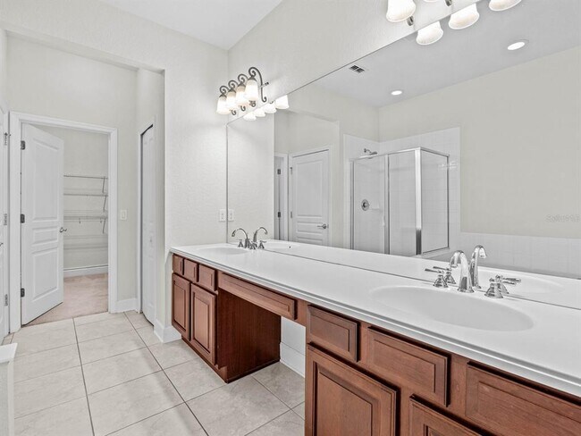 Building Photo - 1406 Milledge Ln